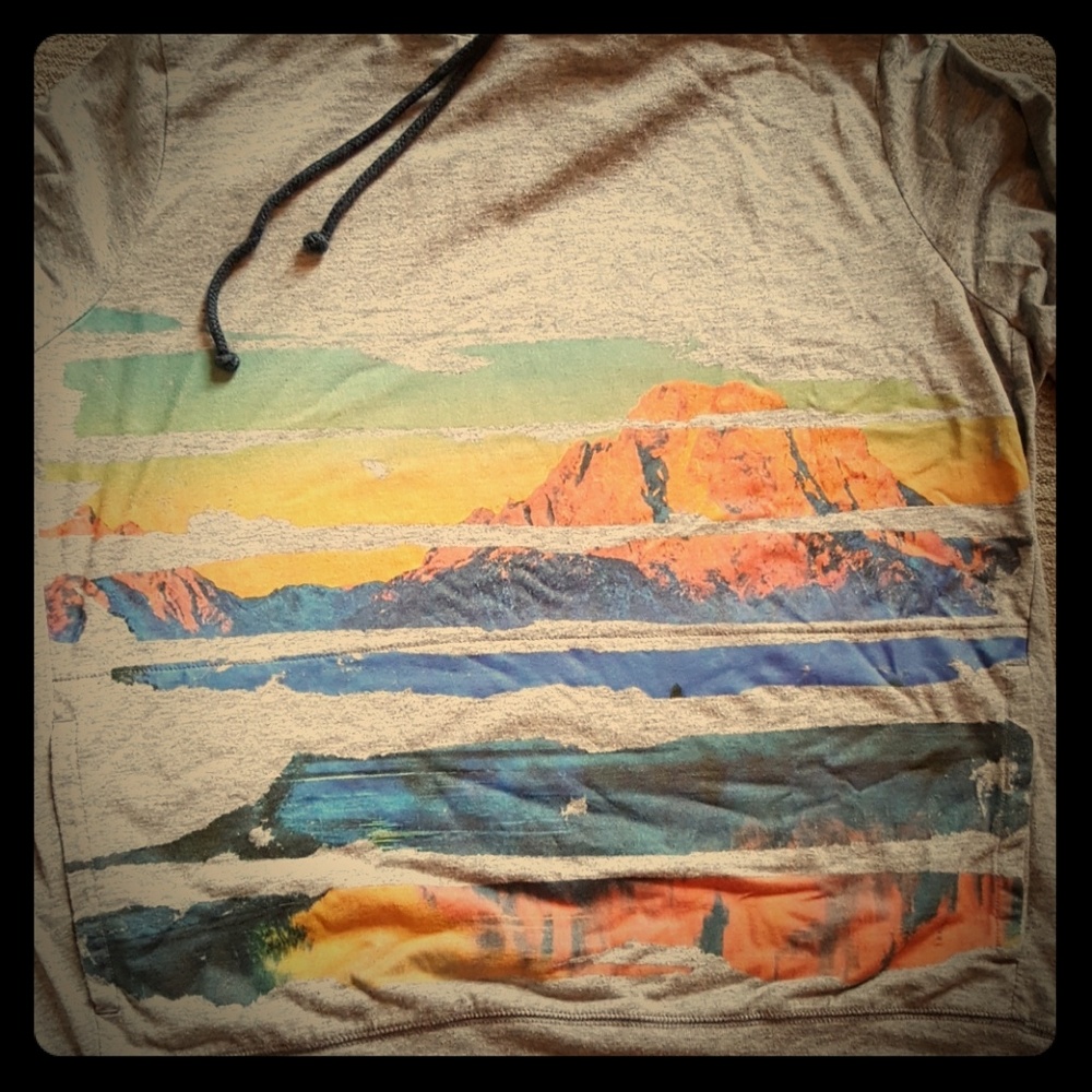 American Eagale Hoodie never worn